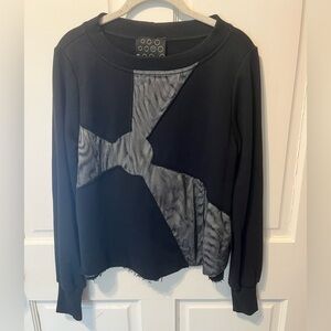 NY 77 black pullover mesh sweatshirt designer womens top size 3 m medium 8/10